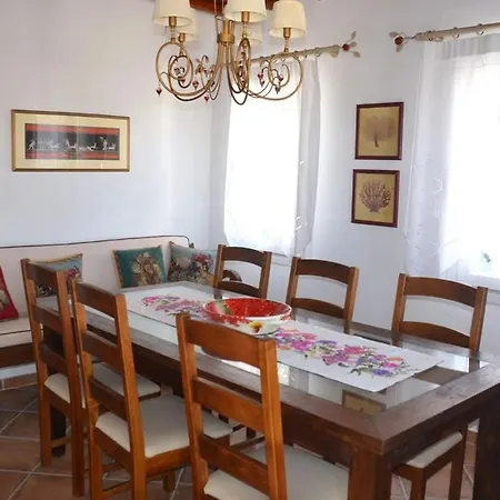 Beautiful Traditional Apt In Mikonos Ano Mera